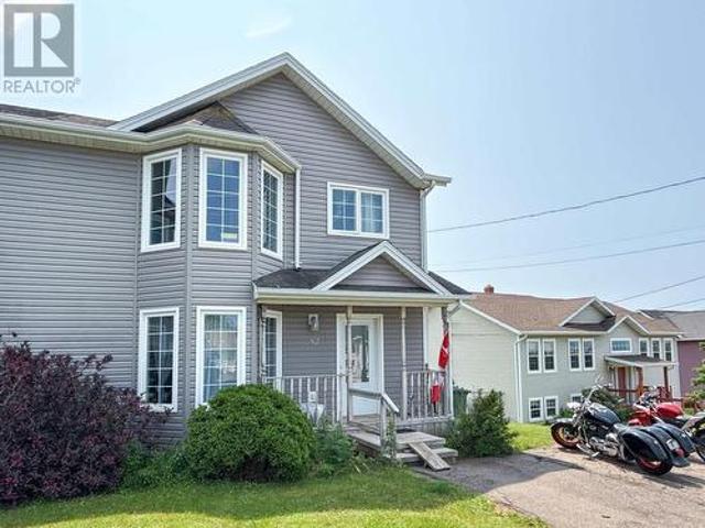52 Parent Street, Charlottetown, PE, C1C 1R2 house for sale | Listing ID 202616 | Royal LePage