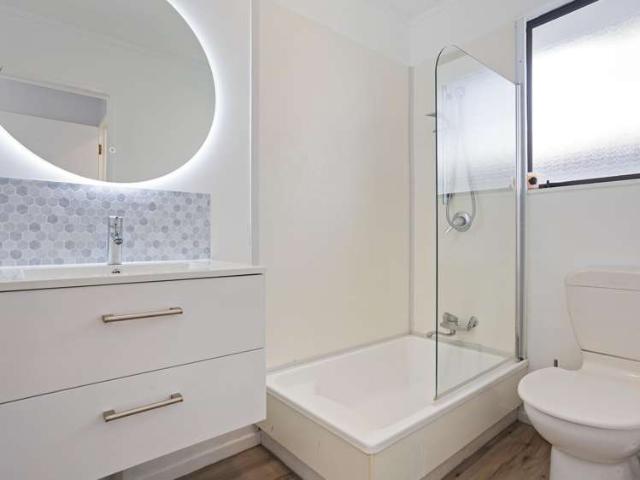 52B Lloyd Drive, Nawton, Hamilton City