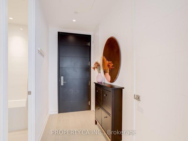 5308 University Avenue, Toronto | Terminated, C13553 | Condos. Ca