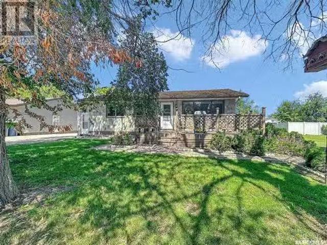 530 3Rd Avenue, Esterhazy, SK, S0A 0X0 house for sale Listi.