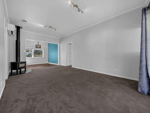 5/30 Makoro Road, Massey, Waitakere City