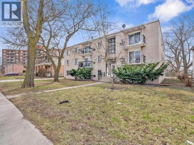 531 Mill Street, Windsor, ON, N9C 2R7 investment for sale | Listing ID 26009 | Royal LePage