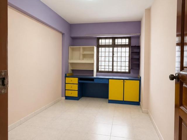531 Woodlands Drive 14 HDB Apartment For Sale, $600,000, 3 Bed 2 Bath 1,130 sqft $531.00 psf