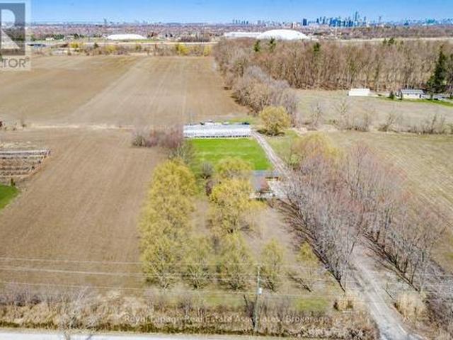 5327 Eighth Line, Milton, ON, L0P 1E0 Luxury House for sale | Listing ID W13559 | Royal LePage Carriage Trade Luxury Properties