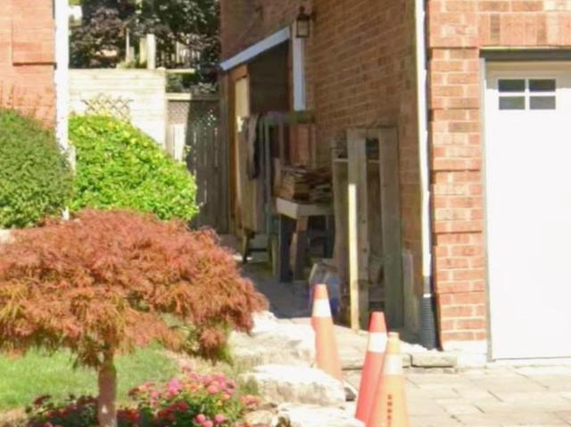 532 B Lightfoot Place – Pickering, Ontario