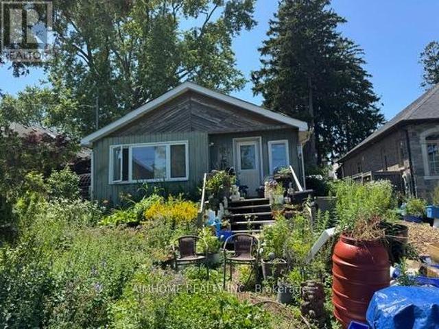 532 Marksbury Road, Pickering, ON, L1W 2S6 house for sale | Listing ID E13534 | Royal LePage