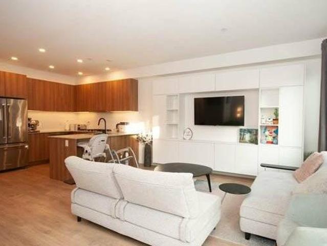 533 East 3rd Street