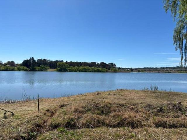 533 m² Land available in Loch Athlone