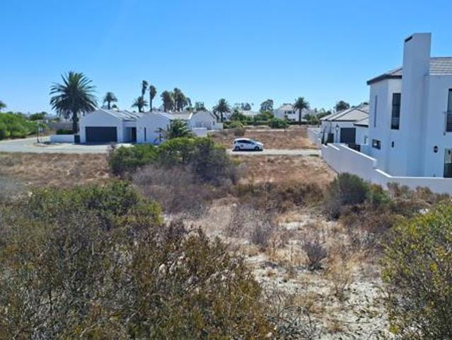 533 m² Land available in Shelley Point