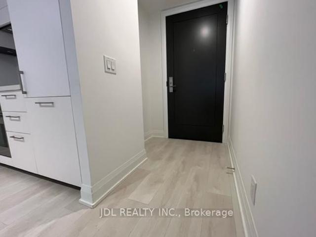 534 33 Frederick Todd Way, Toronto | 1Beds/1Bath, Condo, $2,100/mo | Condos. Ca