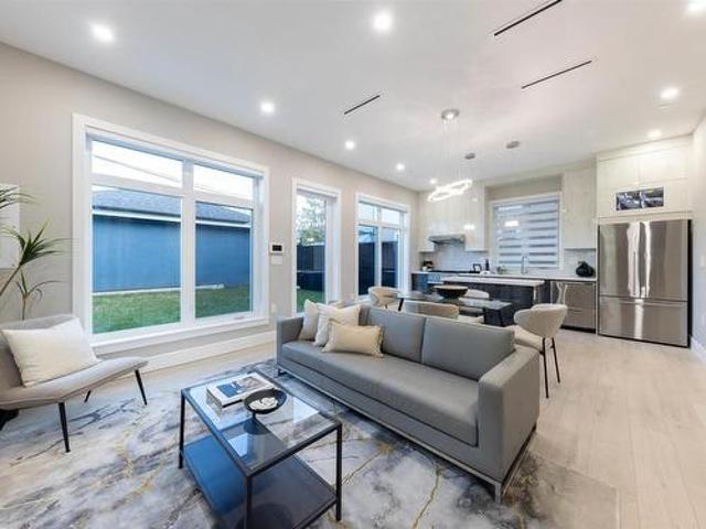 5350 Lanark Street, Vancouver, BC, V5P 2Y1 duplex for sale | Listing ID R2993 | Royal LePage