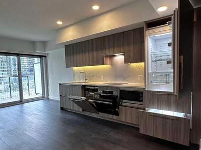 535 3 Concord Cityplace Way, Toronto, ON, M5V 0X4 lease for lease | Listing ID C13478 | Royal LePage