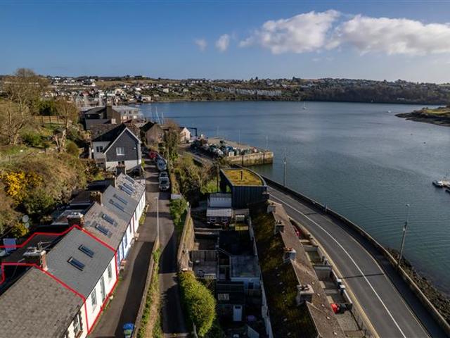 535,000 | 4 Ferryview Cottages, Worlds End, Kinsale, Cork Engel & Voelkers 4991 MyHome. Ie Residential