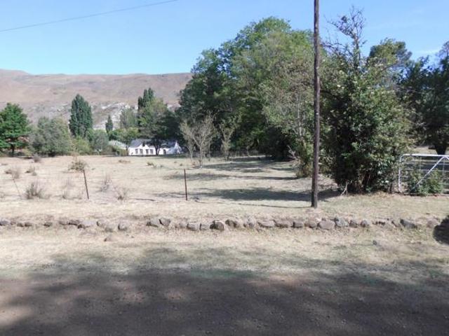 535 m² Land available in Rhodes