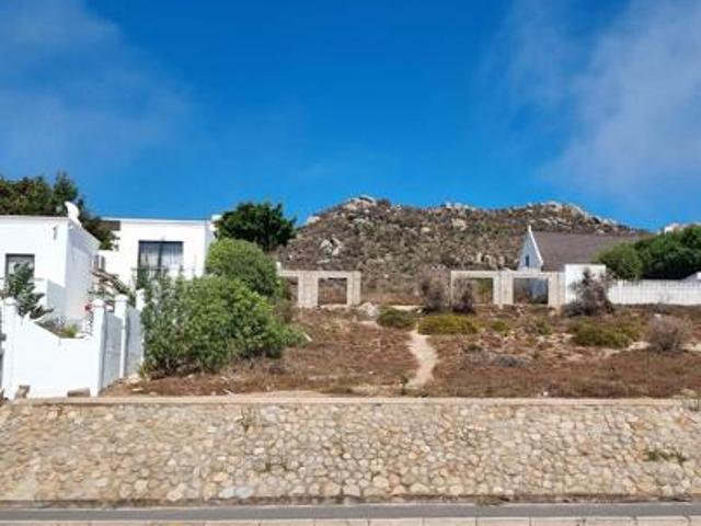 535 m² Land available in Saldanha