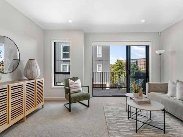 5/35 Marine Parade, Hobsonville