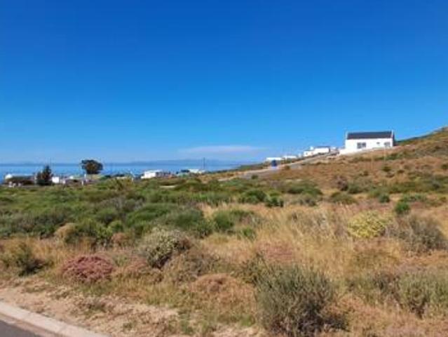 536 m² Land available in St Helena Views