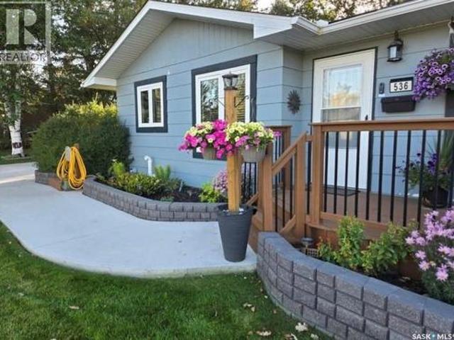 536 Stanley Street, Esterhazy, SK, S0A 0X0 house for sale | Listing ID SK036178 | Royal LePage