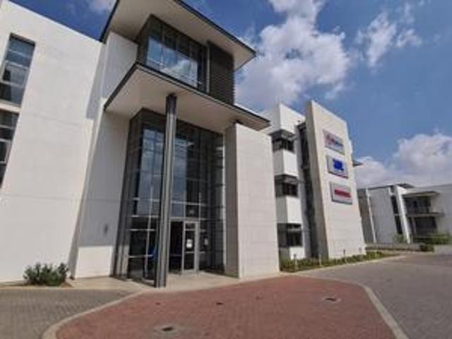 536sqm office to lease in waterfall.