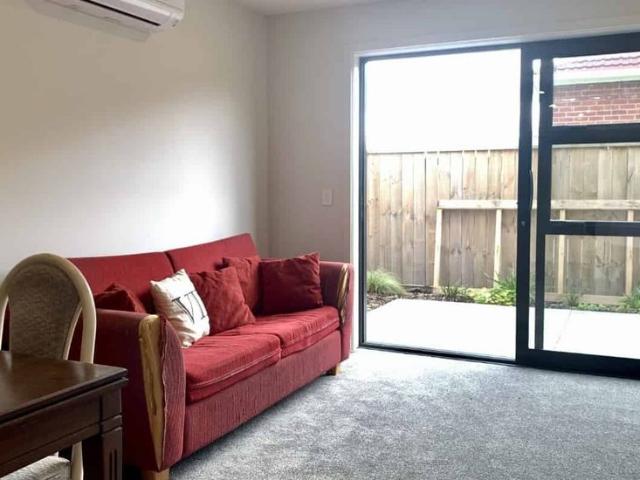 5/37 Sladden Street, Naenae