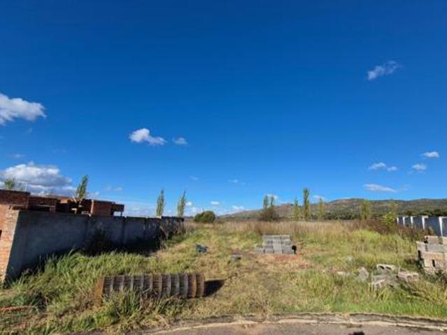 538 m² Land available in Everglades Estate