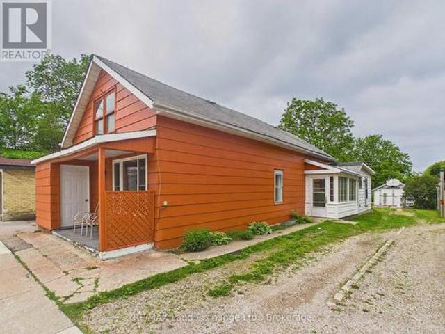 538 Queen Street, Kincardine, ON, N2Z 2Y9 house for sale | Listing ID X13459 | Royal LePage