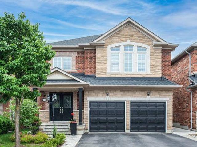 5396 Langford Rd Burlington ON L7L 7M4
