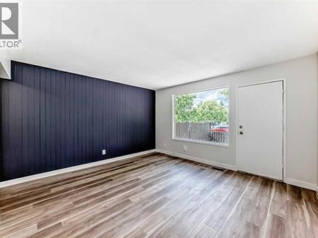 57 175 Manora Place Ne, Calgary, AB, T2A 5P7 townhouse for sale | Listing ID A2319 | Royal LePage