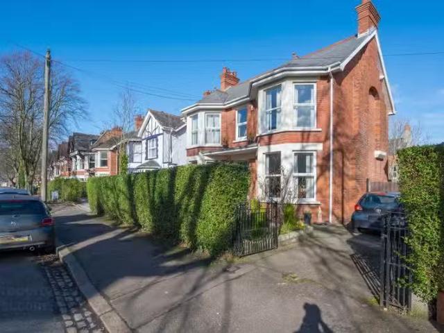 57 Wellington Park