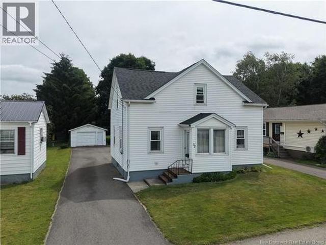 57 Cedar Avenue, Sussex, NB, E4E 1K6 house for sale | Listing ID NB144072 | Royal LePage