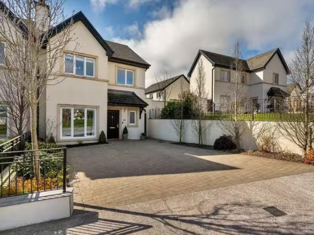 57 Clonlara, Kerry Pike, Carrigrohane, Co. Cork, T23YRW2 is fo.