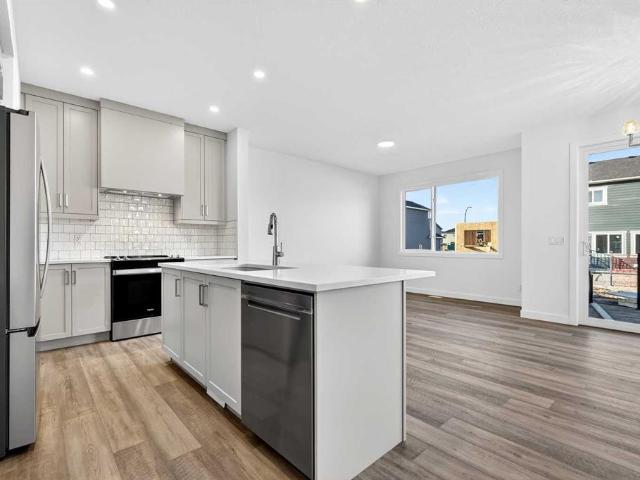 57 Legacy Reach View SE