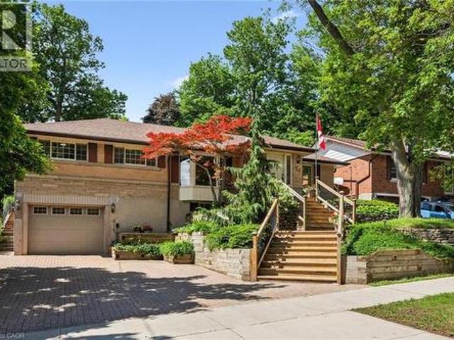 57 Maplewood Place, Kitchener, ON, N2H 4L4 house for sale | Listing ID 40839 | Royal LePage