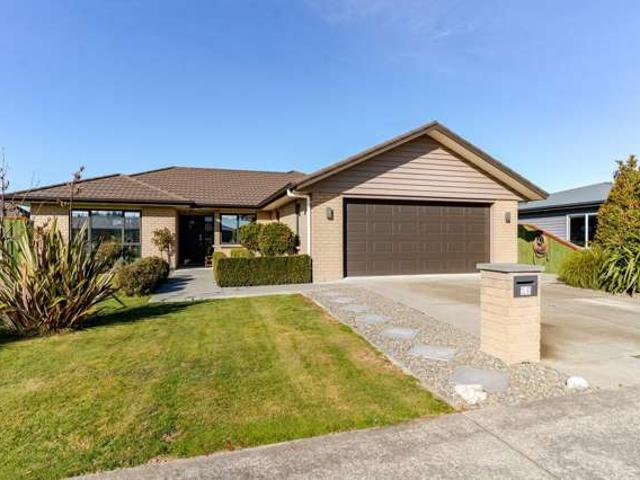 57 Park Road, Carterton