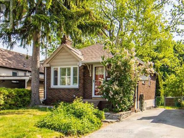 57 Red Deer Avenue, Toronto, ON, M1N 2Z3 house for lease | Listing ID E13182 | Royal LePage