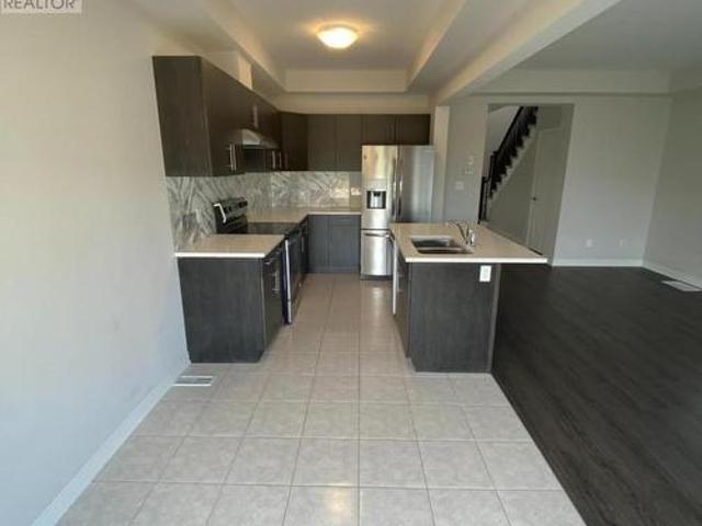 57 Sycamore Street, Welland, ON, L3C 0H8 house for lease | Listing ID X13423 | Royal LePage