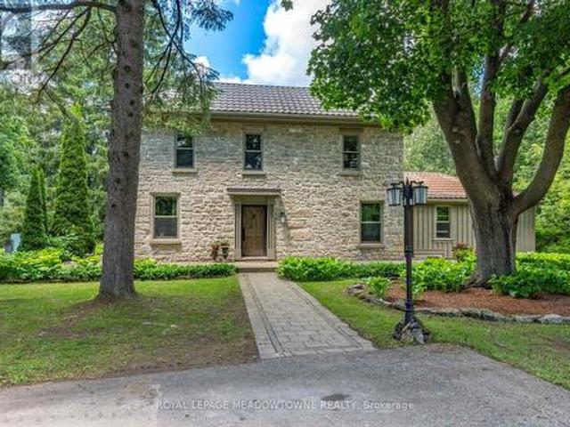 5405 Wellington Rd 52, Erin, ON, N0B 1T0 Luxury House for sale | Listing ID X13684 | Royal LePage Carriage Trade Luxury Properties
