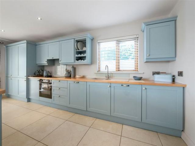 540,000 | 39 Sandycove, Phase 2, Ballymoney, Co. Wexford DNG Pierce Properties Auctioneers & Letting Agents 5001 MyHome. Ie Residential