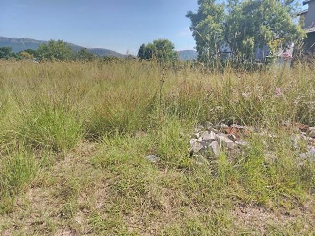540 m² Land available in Everglades Estate