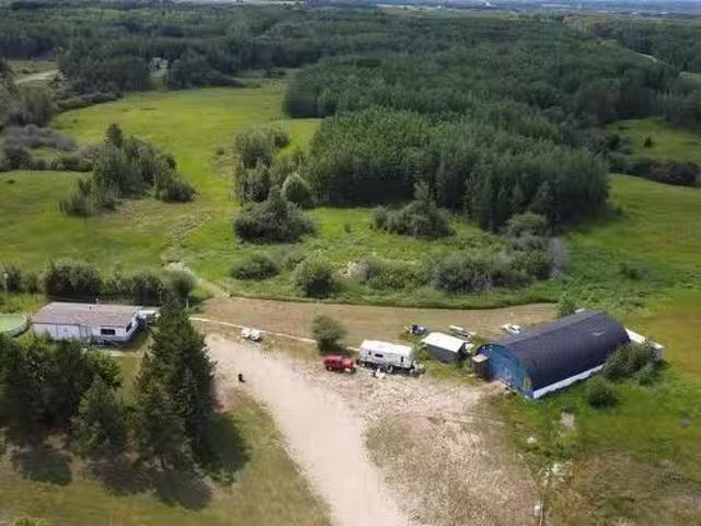 54130 Rge Rd 30, Rural Lac Ste. Anne County, AB, T0E 1V0 vac.