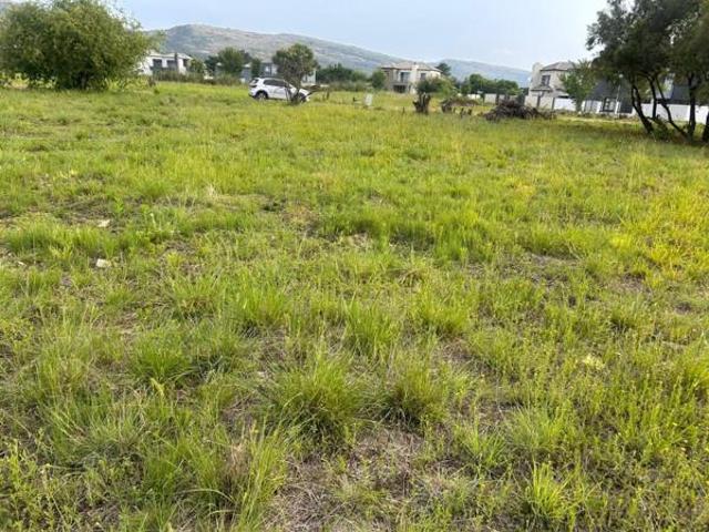 541 m² Land available in Everglades Estate