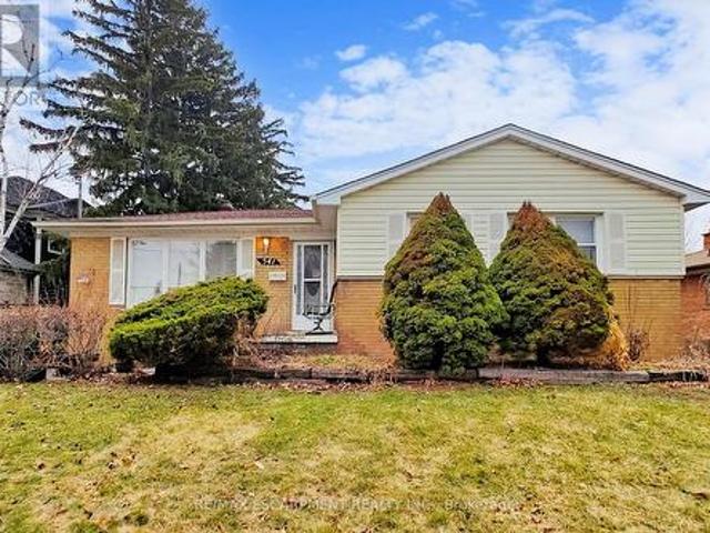 541 Wingrove Crescent, Oakville, ON, L6L 4R7 house for sale | Listing ID W12920 | Royal LePage