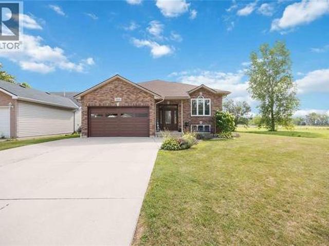 544 Birchbank Avenue, St Clair, ON, N0N 1G0 house for sale | Listing ID 26018 | Royal LePage