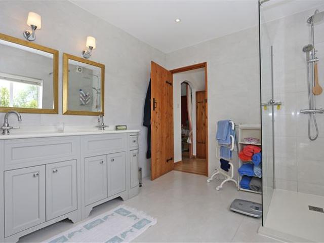 545,000 | Kolossi House, Drumline, Newmarket On Fergus, Co. Clare Sherry FitzGerald O'Donovan 5002 MyHome. Ie Residential