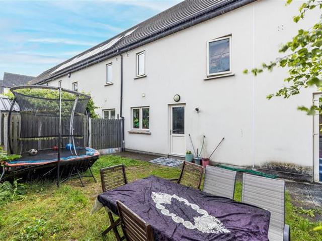 545,000 | 3 SHACKLETON PLACE, Tandy's Lane, Lucan, Co. Dublin kelly bradshaw 4999 myhome. Ie Residential