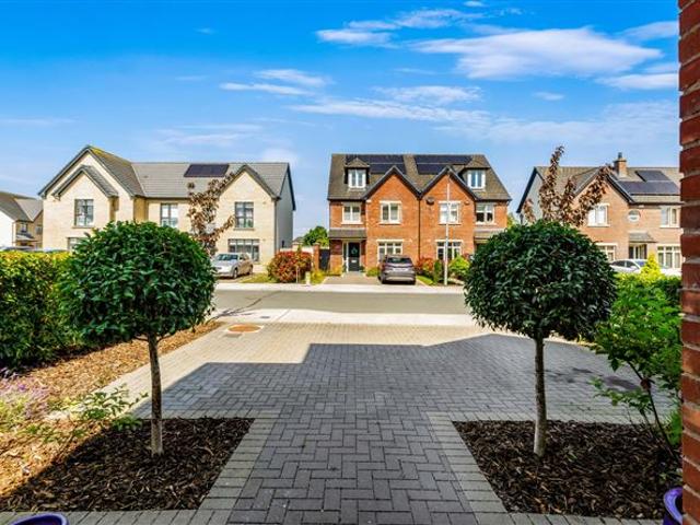545,000 | 73 Effernock Green, Trim, Co. Meath Sherry FitzGerald Royal 5014 MyHome. Ie Residential
