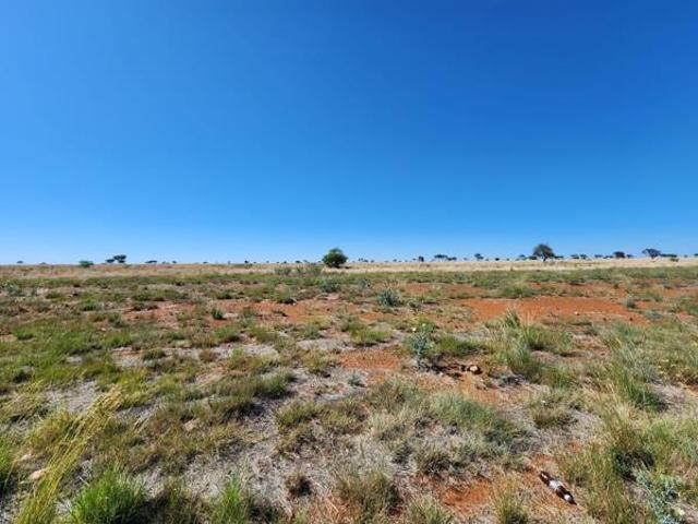 545 m² Land available in El Toro Park
