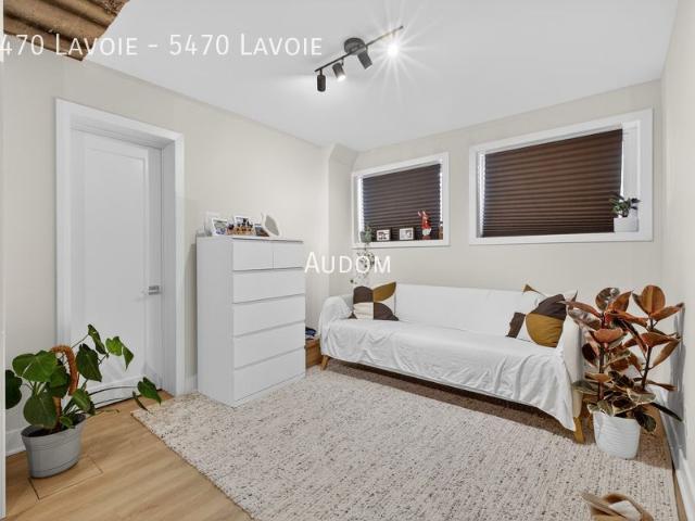 5470 Lavoie 5470 Lavoie