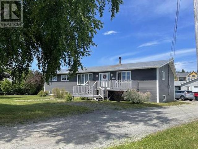 547 Jr Smallwood Boulevard, Gambo, NL, A0G 1T0 house for sale | Listing ID 1285 | Royal LePage