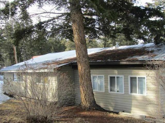 5484 SAUNDERS CRESCENT 103 Mile House British Columbia